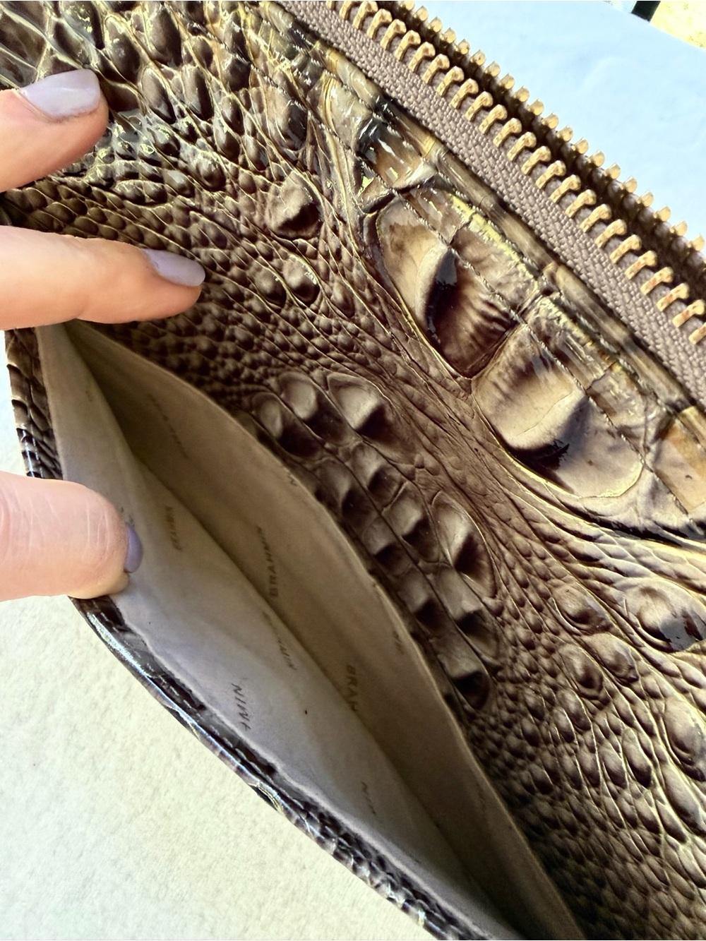 Brahmin Croc Embossed Leather Clutch Bronze Metallic Gray Tan Taupe EUC - Picture 4 of 10